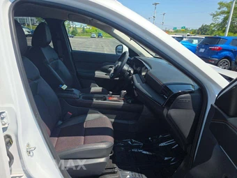 2025 Nissan Kicks SR – miniatura 15