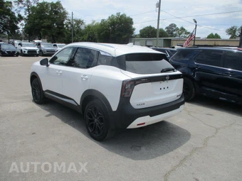 2025 Nissan Kicks SR - miniatura 2