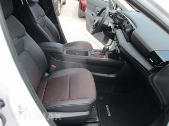2025 Nissan Kicks SR - miniatura 24