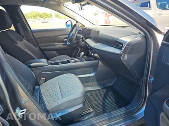 2025 Nissan Kicks SV - miniatura 8
