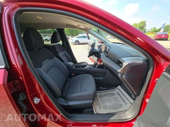 2025 Nissan Kicks SV – miniatura 15