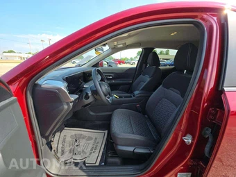 2025 Nissan Kicks SV – miniatura 3