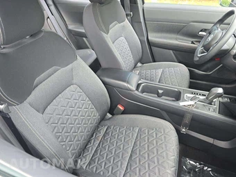 2025 Nissan Kicks SV – miniatura 18