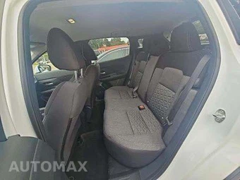 2025 Nissan Kicks SV – miniatura 14