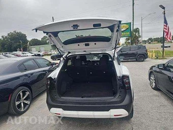 2025 Nissan Kicks SV – miniatura 15