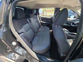 2025 Nissan Kicks SV – miniatura 16