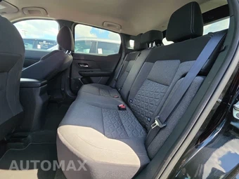 2025 Nissan Kicks SV - miniatura 13