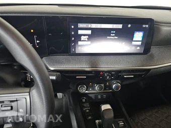 2025 Nissan Kicks SV – miniatura 11