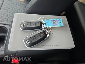 2025 Nissan Kicks SV – miniatura 21