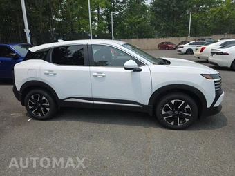2025 Nissan Kicks SV – miniatura 4