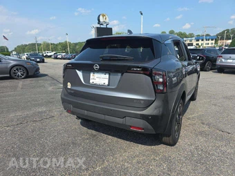 2025 Nissan Kicks SV - miniatura 3