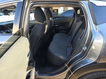 2025 Nissan Kicks SV - miniatura 13