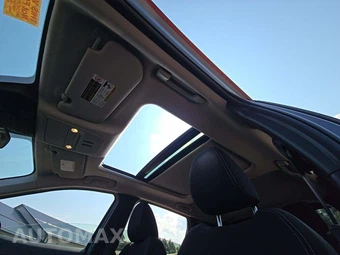 2025 Nissan Kicks SV - miniatura 11