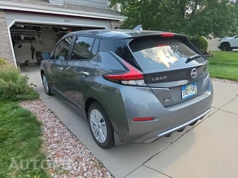 2025 Nissan LEAF S - miniatura 7