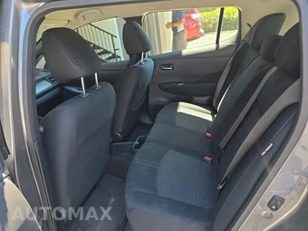 2025 Nissan LEAF S – miniatura 14