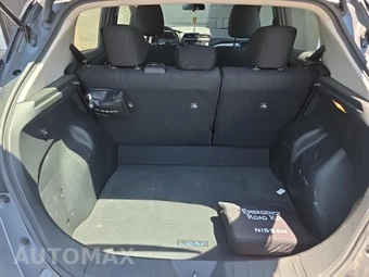 2025 Nissan LEAF S – miniatura 17
