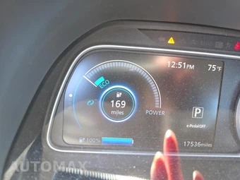 2025 Nissan LEAF S – miniatura 26