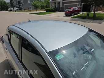 2025 Nissan LEAF S – miniatura 10