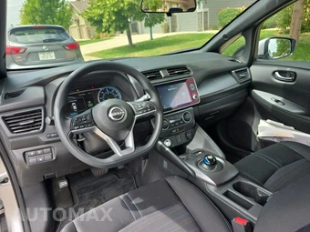 2025 Nissan LEAF S – miniatura 12