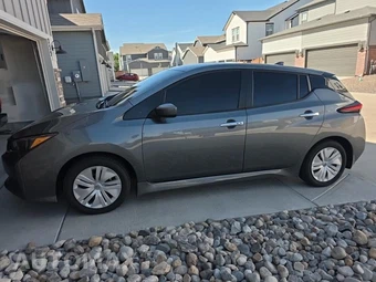 2025 Nissan LEAF S - miniatura 8