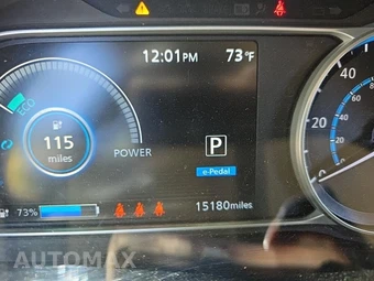 2025 Nissan LEAF S – miniatura 13