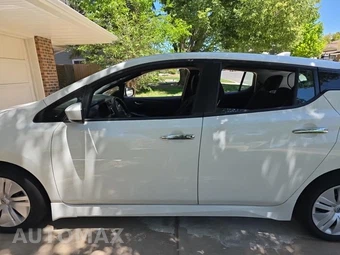 2025 Nissan LEAF S – miniatura 8