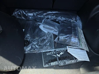 2025 Nissan LEAF S – miniatura 9