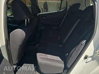 2025 Nissan LEAF S - miniatura 14