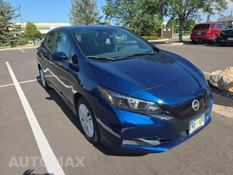 2025 Nissan LEAF S – miniatura 3