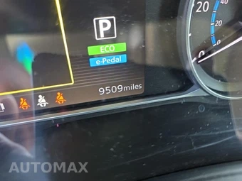2025 Nissan LEAF S – miniatura 13
