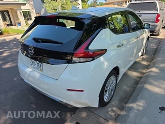 2025 Nissan LEAF S – miniatura 5
