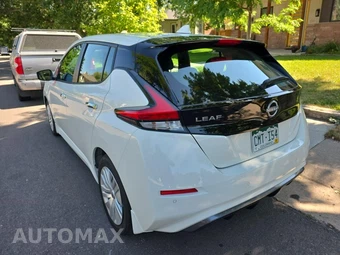 2025 Nissan LEAF S – miniatura 7