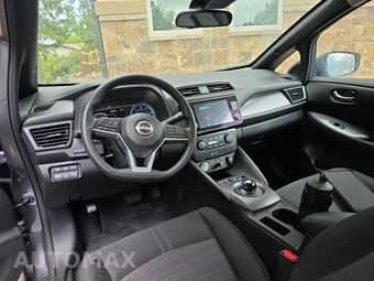 2025 Nissan LEAF S – miniatura 12