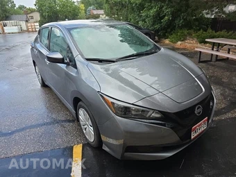 2025 Nissan LEAF S – miniatura 3