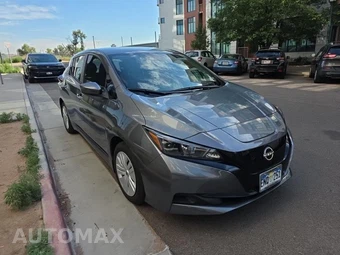 2025 Nissan LEAF S – miniatura 3