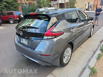 2025 Nissan LEAF S – miniatura 5