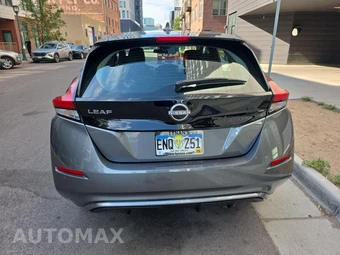 2025 Nissan LEAF S – miniatura 6