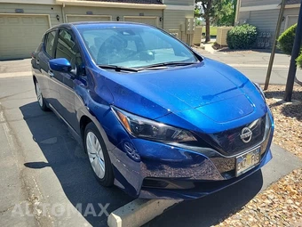 2025 Nissan LEAF S – miniatura 3