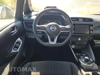 2025 Nissan LEAF SV PLUS - miniatura 12