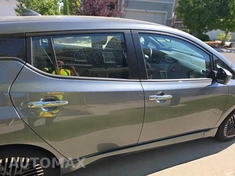 2025 Nissan LEAF SV PLUS - miniatura 4