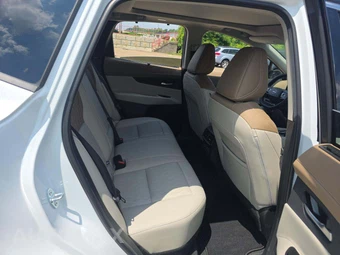 2025 Nissan Murano Platinum – miniatura 16