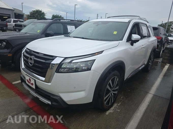 2025 Nissan Pathfinder Platinum