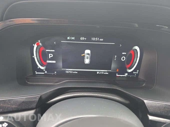2025 Nissan Pathfinder Platinum – miniatura 9