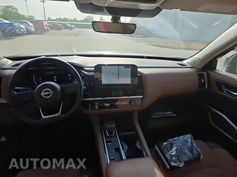 2025 Nissan Pathfinder Platinum - miniatura 12