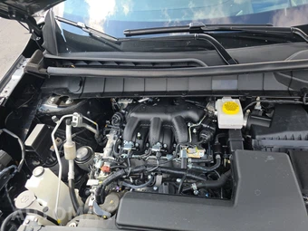 2025 Nissan Pathfinder Platinum - miniatura 16