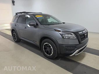 2025 Nissan Pathfinder Rock Creek - miniatura 3