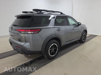 2025 Nissan Pathfinder Rock Creek - miniatura 4