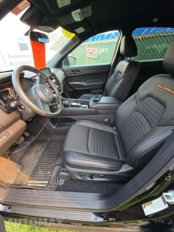 2025 Nissan Pathfinder Rock Creek – miniatura 6