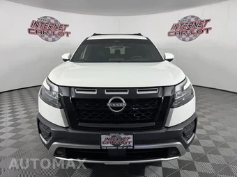 2025 Nissan Pathfinder Rock Creek - miniatura 2