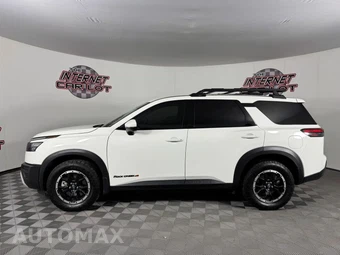2025 Nissan Pathfinder Rock Creek - miniatura 4